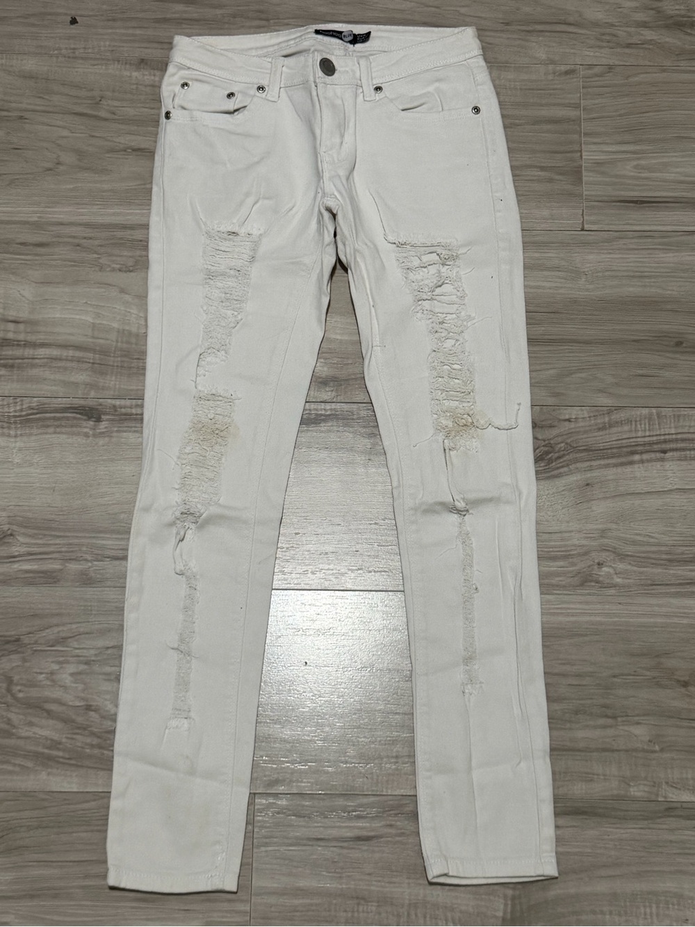 Boohoo White Distressed Skinny Jeans